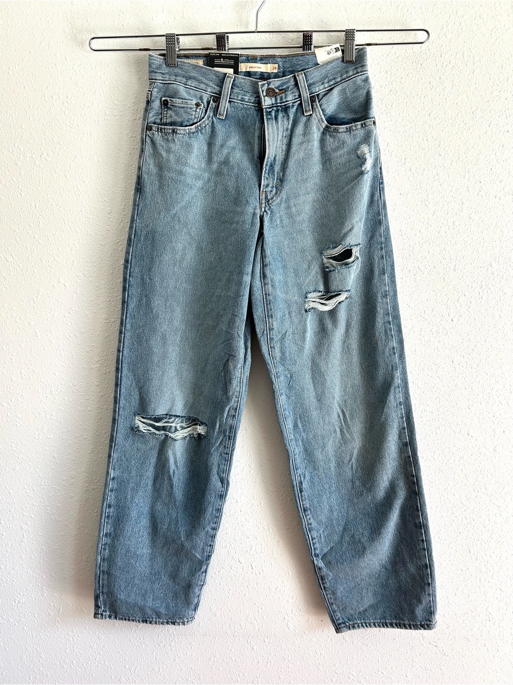 Levi's Baggy Dad Jeans Women's Size 24x32 Blue Denim Distressed Loose Fit